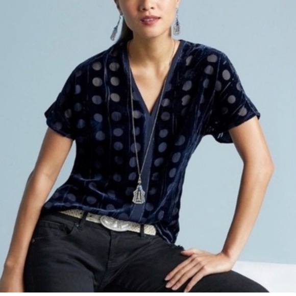 Cabi Spot on Blouse- size S - Picture 4 of 9